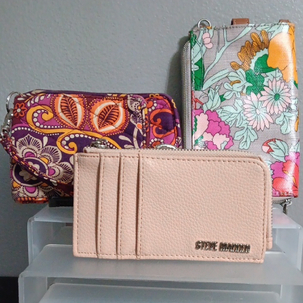 Steve Madden-Vera Bradley & sakroots Wallets